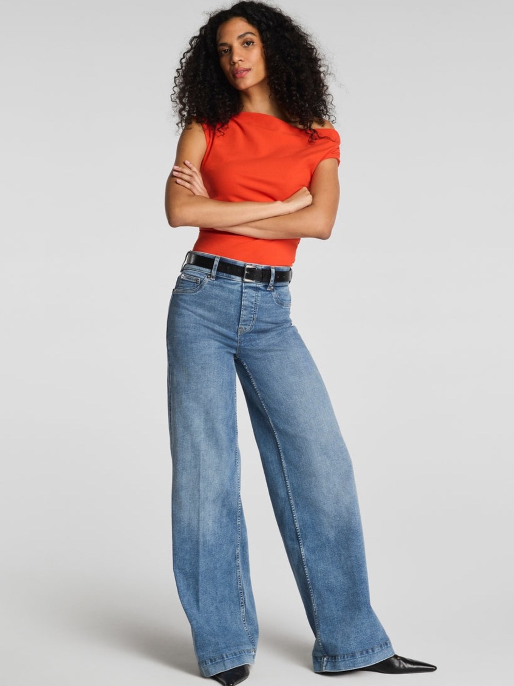 SPANXshape® EveryWear | Pull-On Wide Leg Jeans | Size M | Antique Indigo